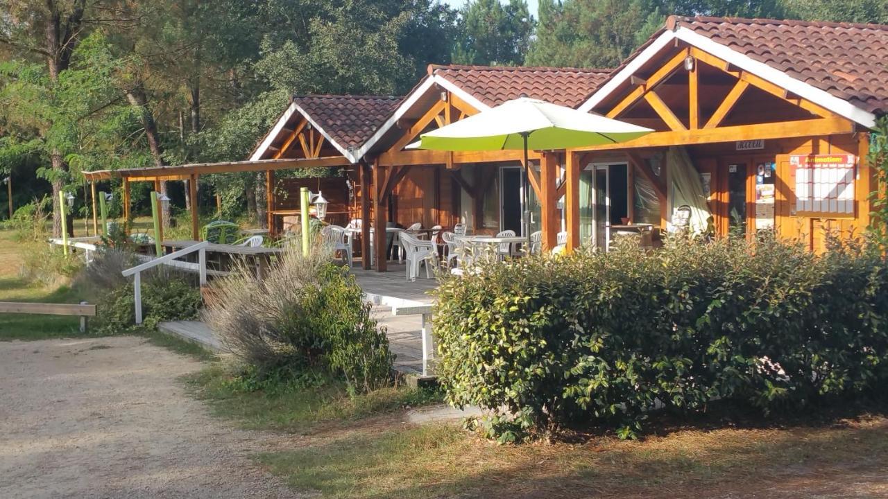 Les Palafitos Luglon
